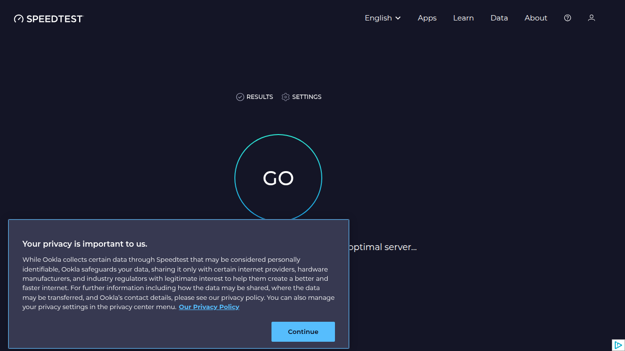 Speedtest od Ookla to jedno z najpopularniejszych narzędzi do mierzenia prędkości internetu, pokazujące ping, prędkość pobierania i wysyłania.